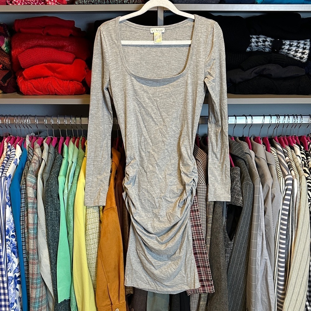 Venus gray long sleeve scoop neck side ruched dress size XS
